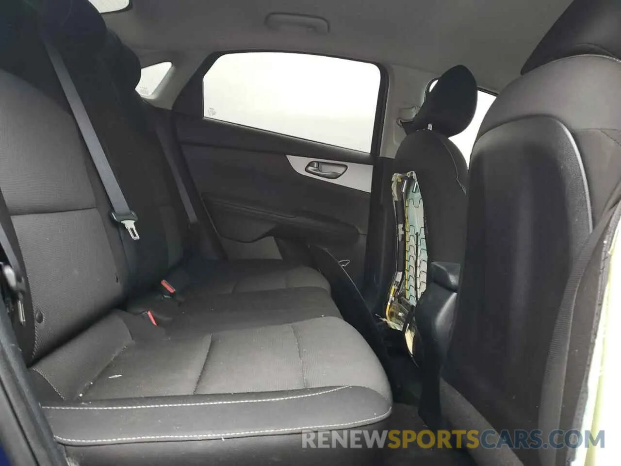 10 fotografías del automóvil dañado 3KPF24AD6PE562094 KIA FORTE 2023