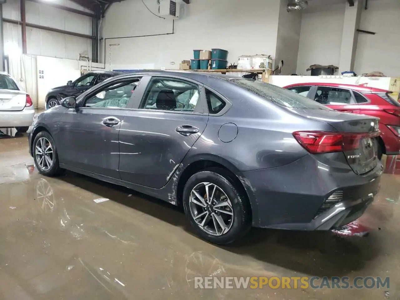 2 fotografías del automóvil dañado 3KPF24AD6PE613898 KIA FORTE 2023