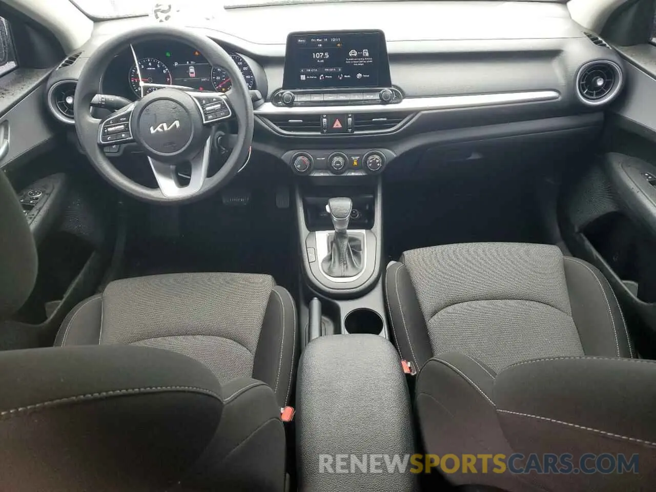 8 fotografías del automóvil dañado 3KPF24AD6PE640583 KIA FORTE 2023