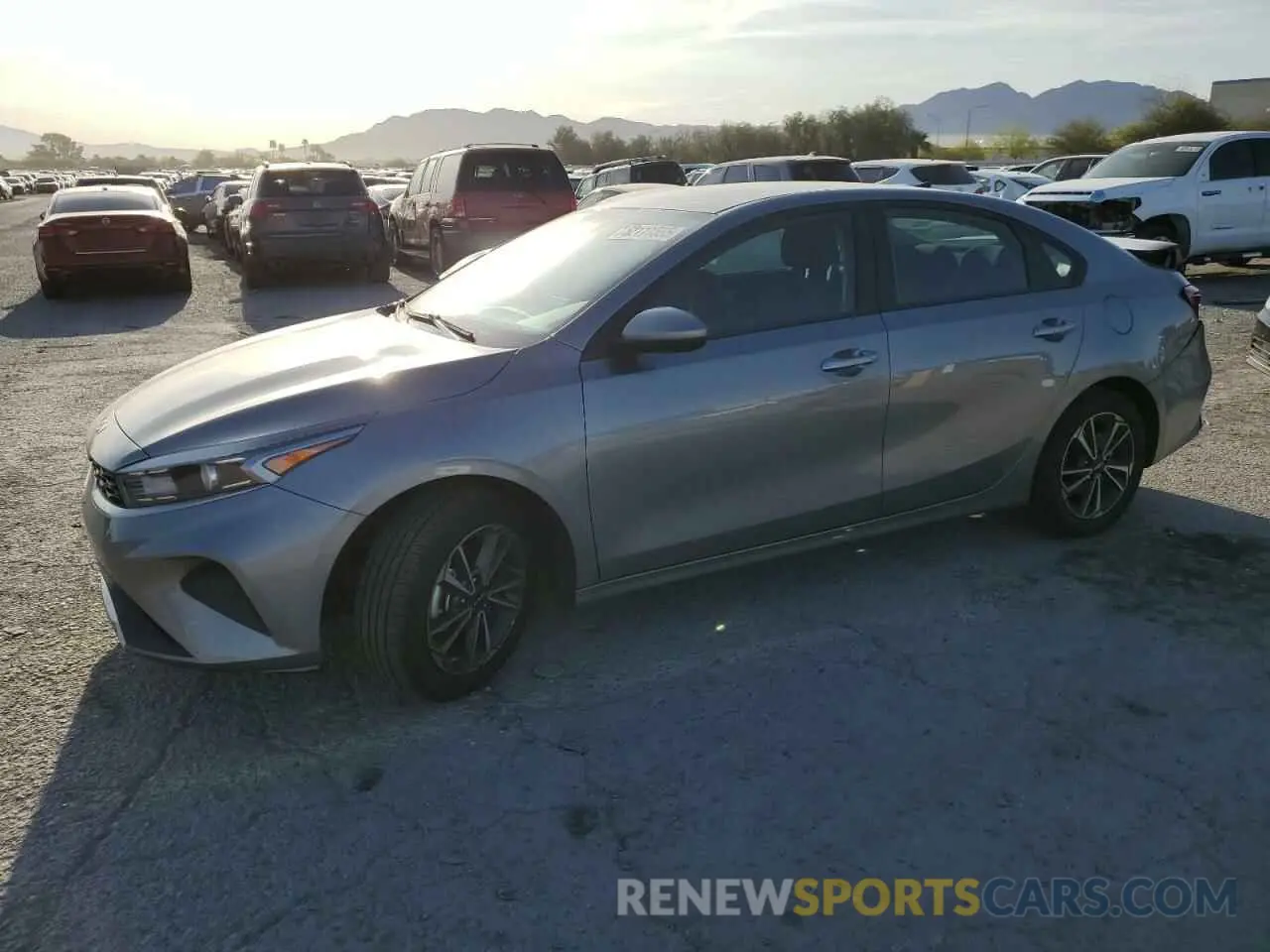 1 fotografías del automóvil dañado 3KPF24AD6PE647193 KIA FORTE 2023