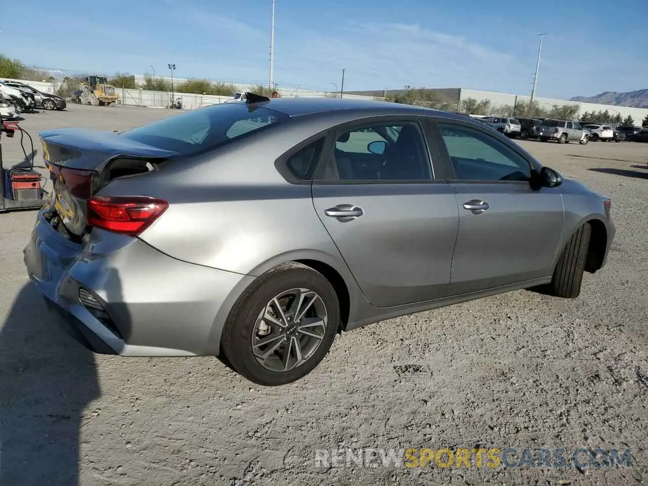 3 fotografías del automóvil dañado 3KPF24AD6PE647193 KIA FORTE 2023
