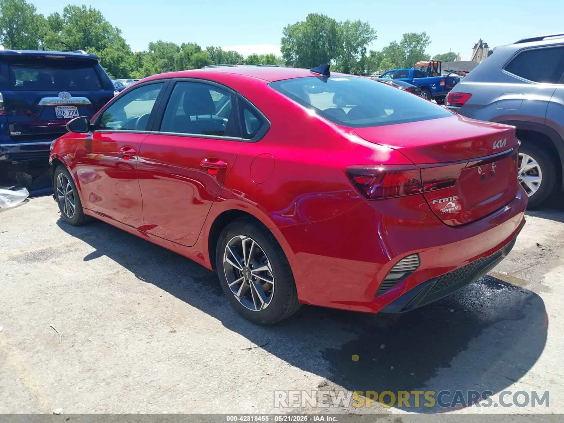 3 fotografías del automóvil dañado 3KPF24AD6PE652524 KIA FORTE 2023