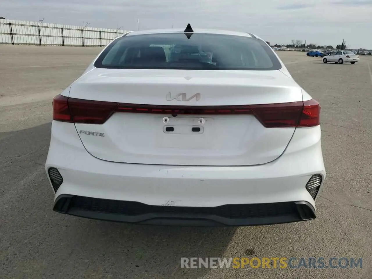 6 fotografías del automóvil dañado 3KPF24AD6PE674538 KIA FORTE 2023