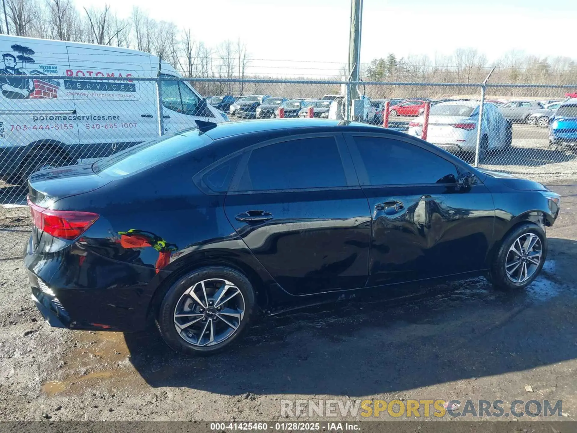 12 fotografías del automóvil dañado 3KPF24AD6PE675270 KIA FORTE 2023