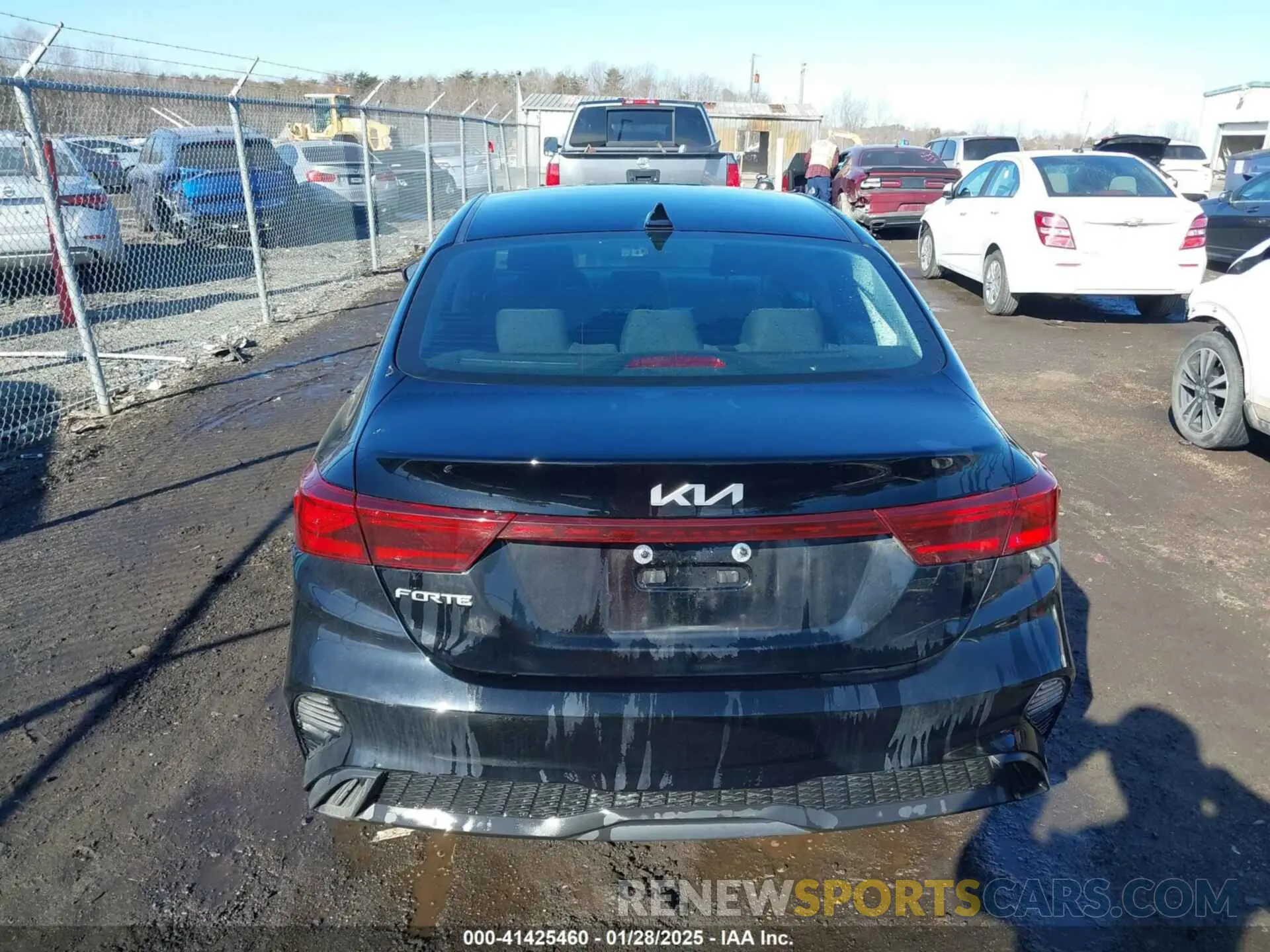 15 fotografías del automóvil dañado 3KPF24AD6PE675270 KIA FORTE 2023