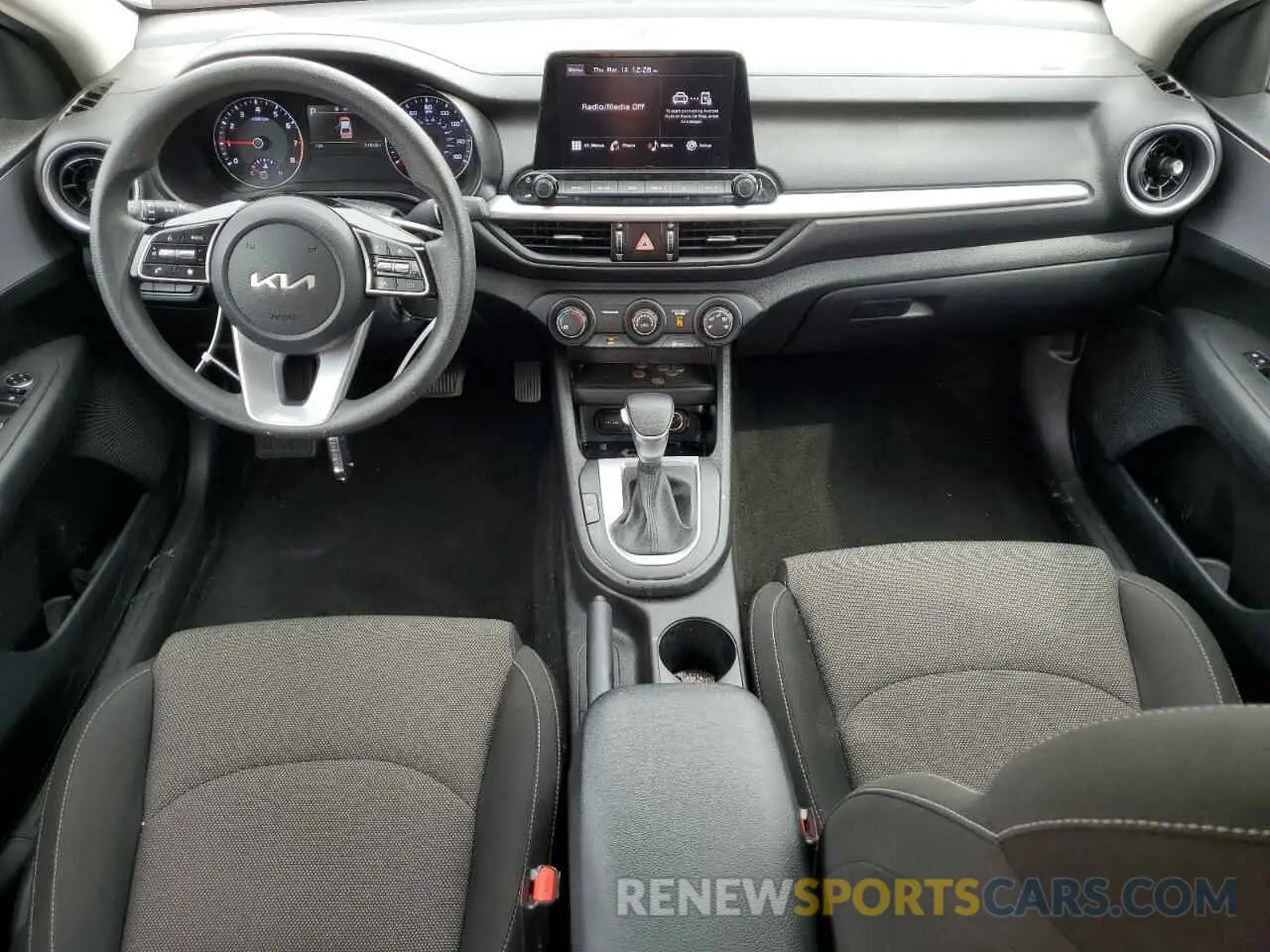 8 fotografías del automóvil dañado 3KPF24AD7PE509551 KIA FORTE 2023