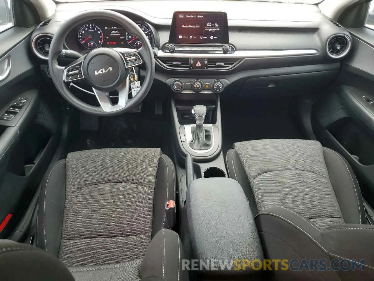 8 fotografías del automóvil dañado 3KPF24AD7PE523367 KIA FORTE 2023