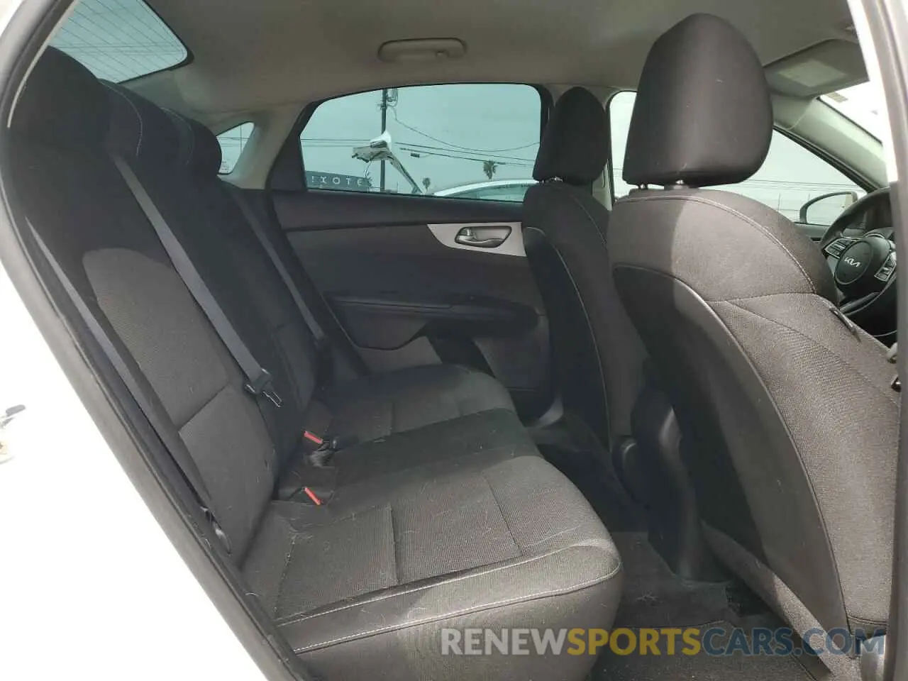 10 fotografías del automóvil dañado 3KPF24AD7PE549175 KIA FORTE 2023