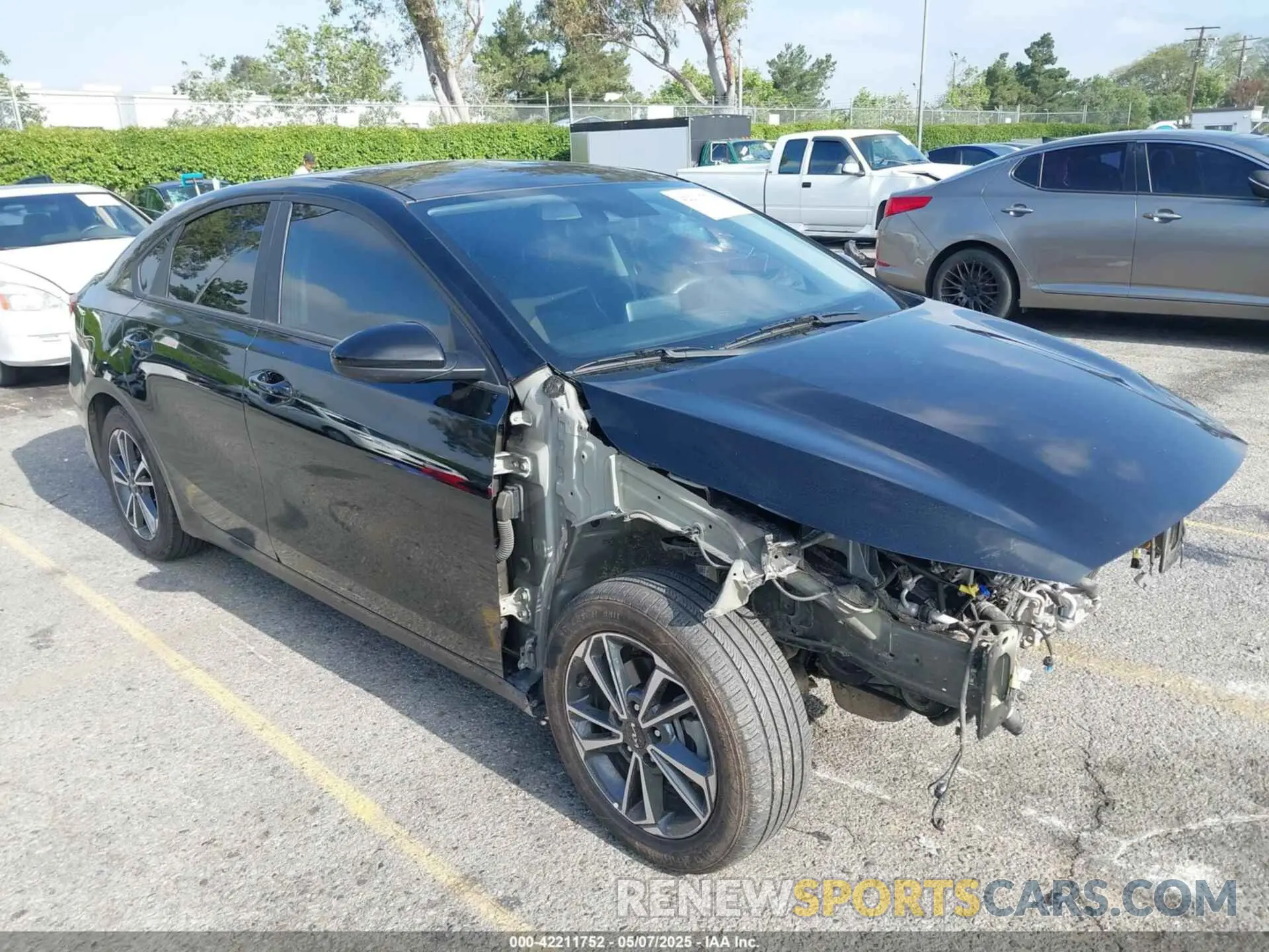 1 fotografías del automóvil dañado 3KPF24AD7PE550875 KIA FORTE 2023