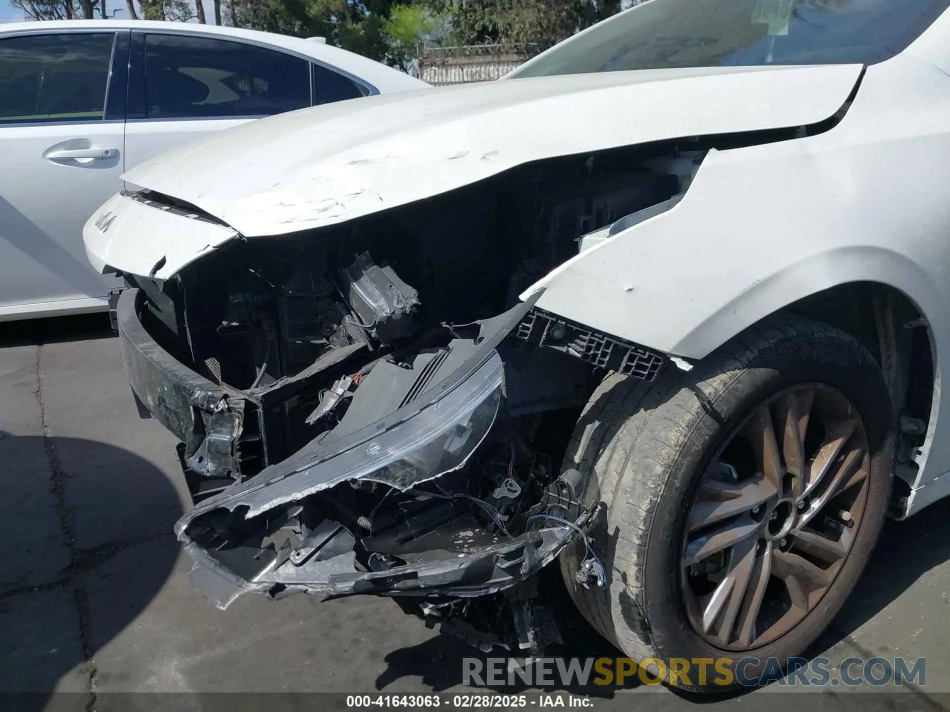 6 fotografías del automóvil dañado 3KPF24AD7PE551055 KIA FORTE 2023