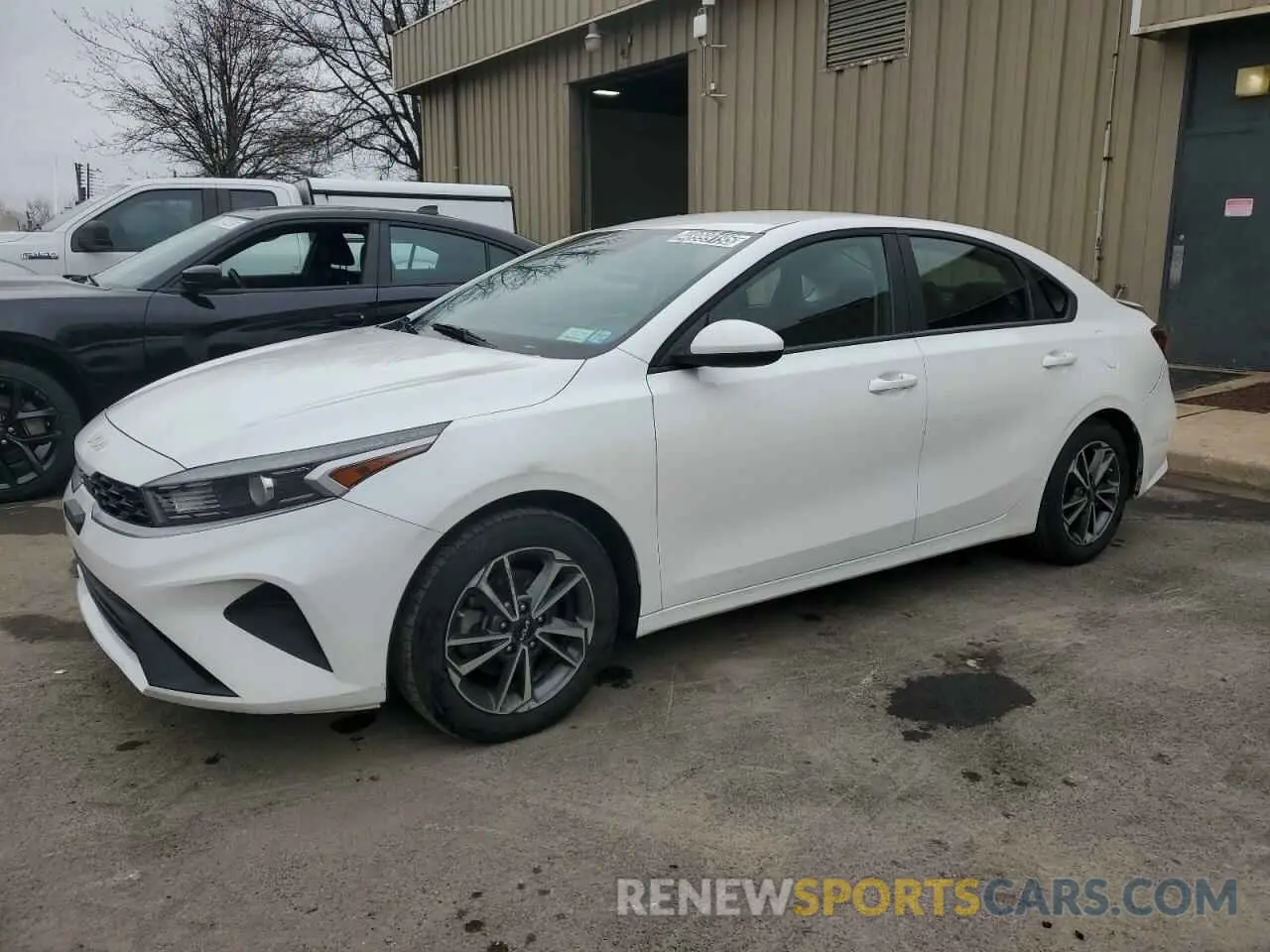 1 fotografías del automóvil dañado 3KPF24AD7PE575937 KIA FORTE 2023