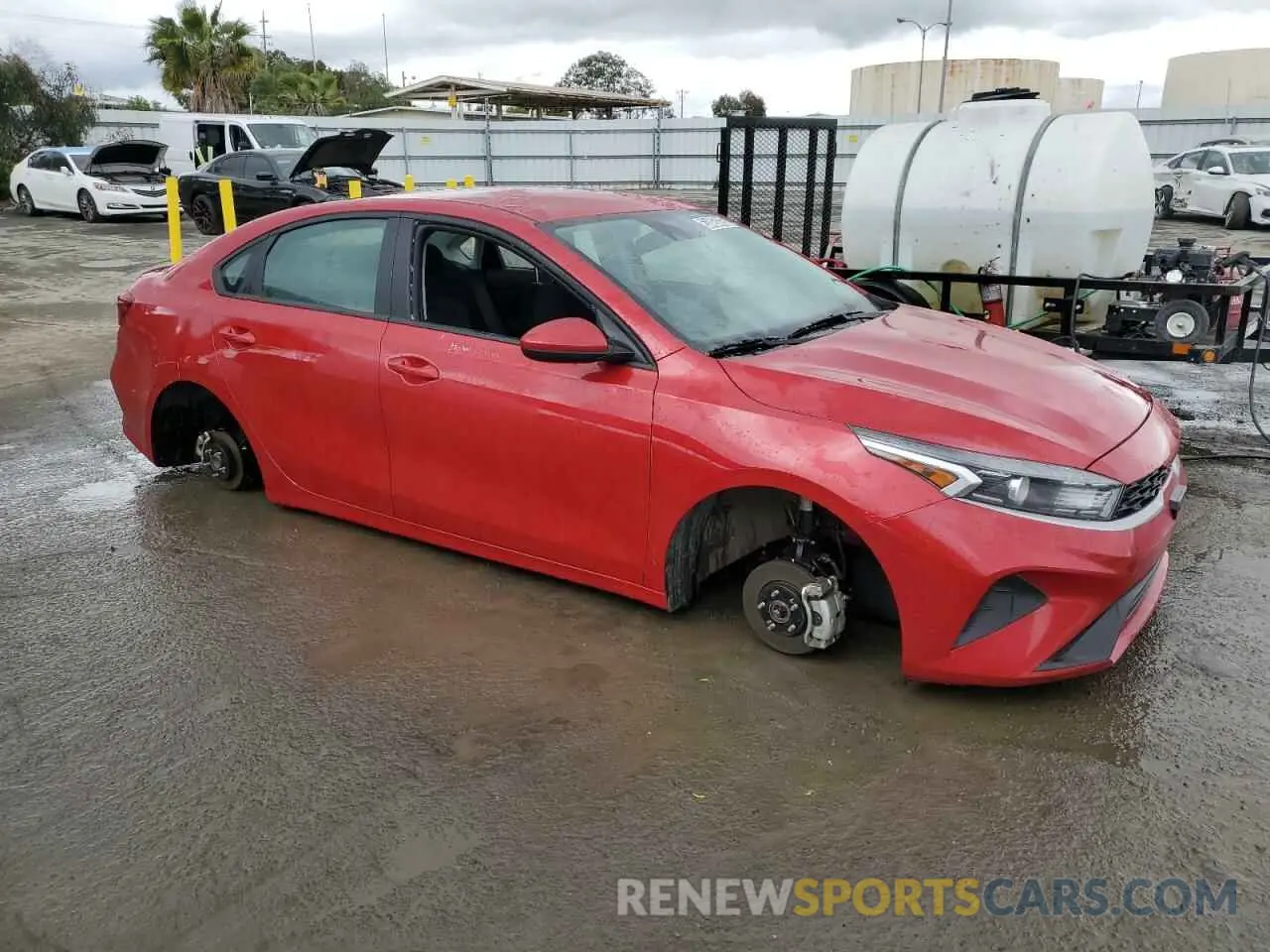 4 fotografías del automóvil dañado 3KPF24AD7PE583262 KIA FORTE 2023
