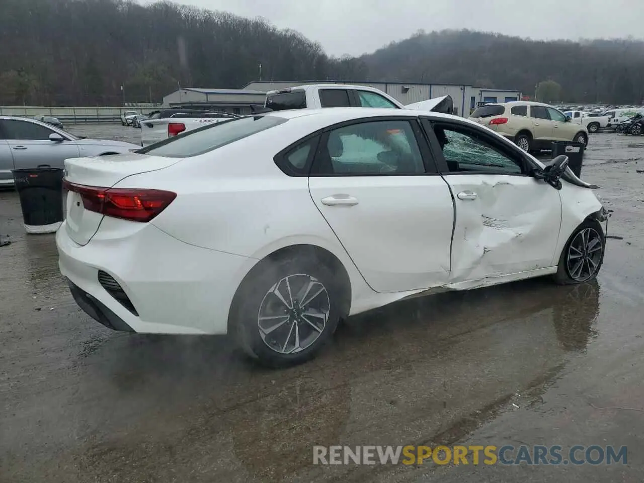 3 fotografías del automóvil dañado 3KPF24AD7PE685029 KIA FORTE 2023