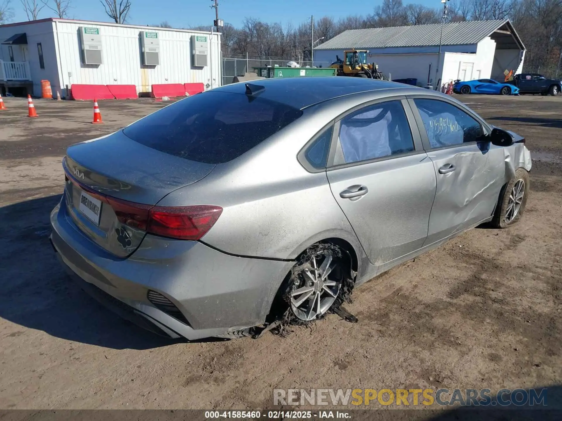 4 fotografías del automóvil dañado 3KPF24AD8PE521711 KIA FORTE 2023