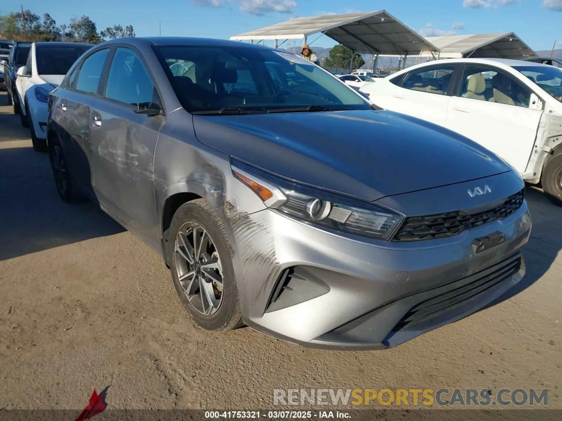 1 fotografías del automóvil dañado 3KPF24AD8PE558760 KIA FORTE 2023