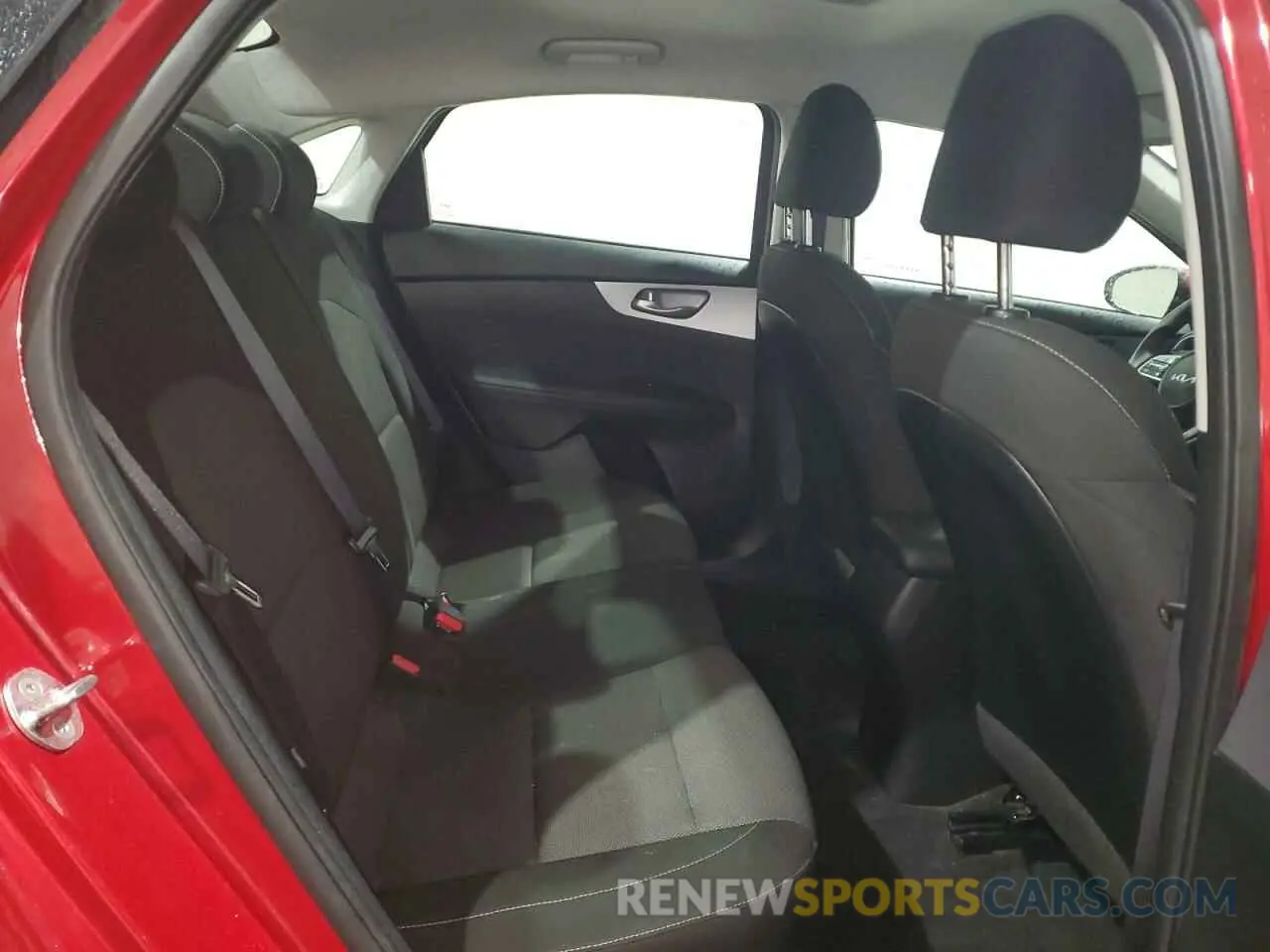 10 fotografías del automóvil dañado 3KPF24AD8PE581455 KIA FORTE 2023