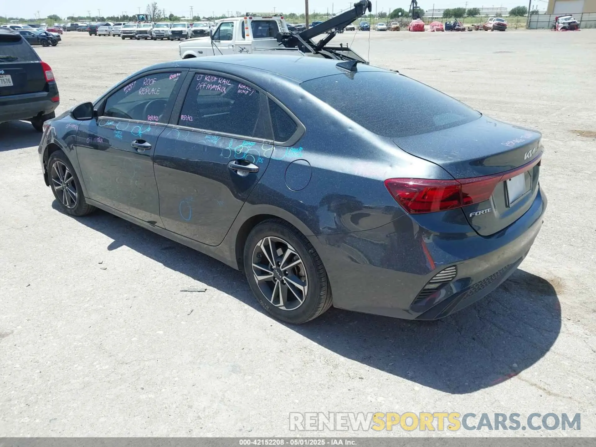 3 fotografías del automóvil dañado 3KPF24AD8PE597588 KIA FORTE 2023