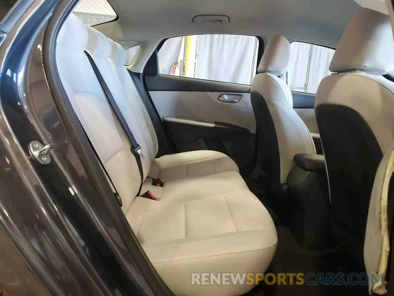 10 fotografías del automóvil dañado 3KPF24AD8PE620464 KIA FORTE 2023
