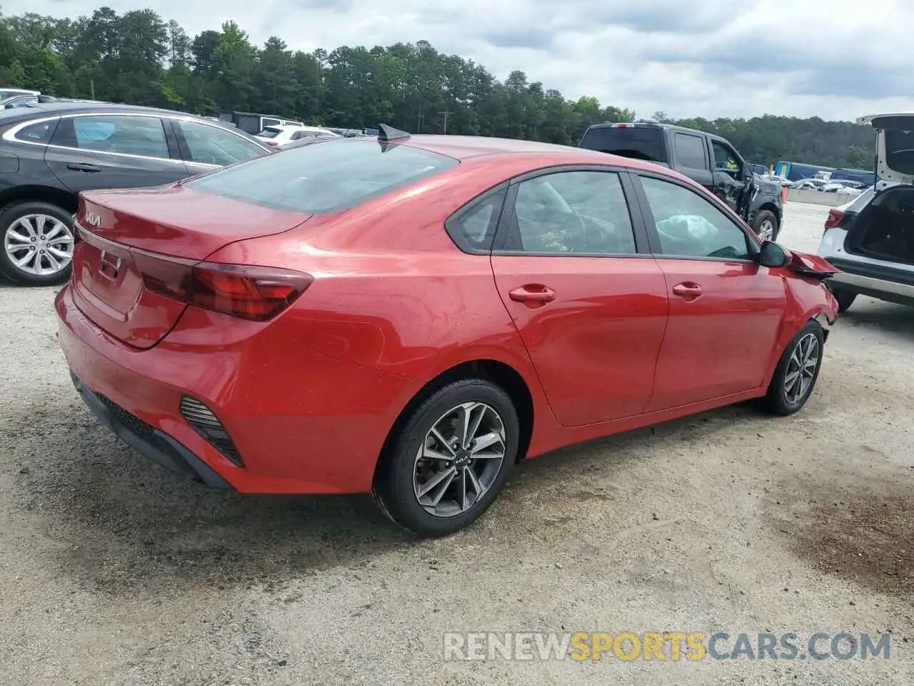 3 fotografías del automóvil dañado 3KPF24AD8PE627155 KIA FORTE 2023