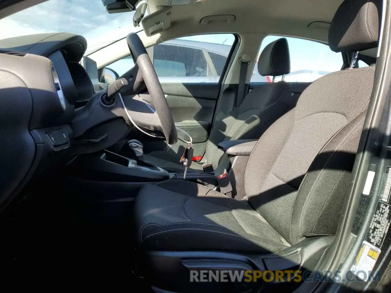7 fotografías del automóvil dañado 3KPF24AD8PE643551 KIA FORTE 2023