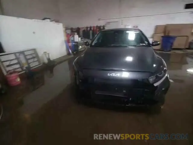 13 fotografías del automóvil dañado 3KPF24AD8PE654324 KIA FORTE 2023