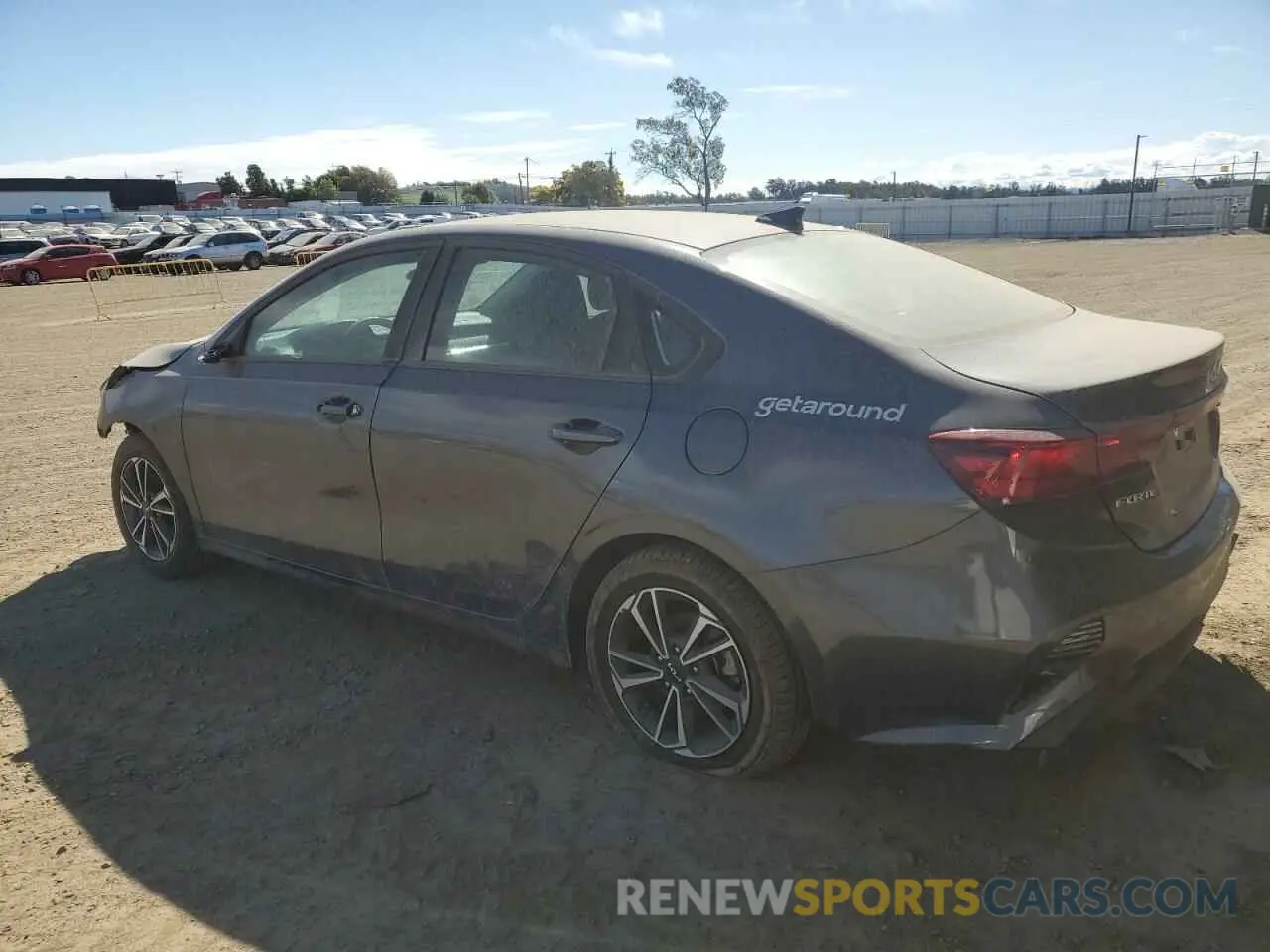 2 fotografías del automóvil dañado 3KPF24AD8PE656543 KIA FORTE 2023