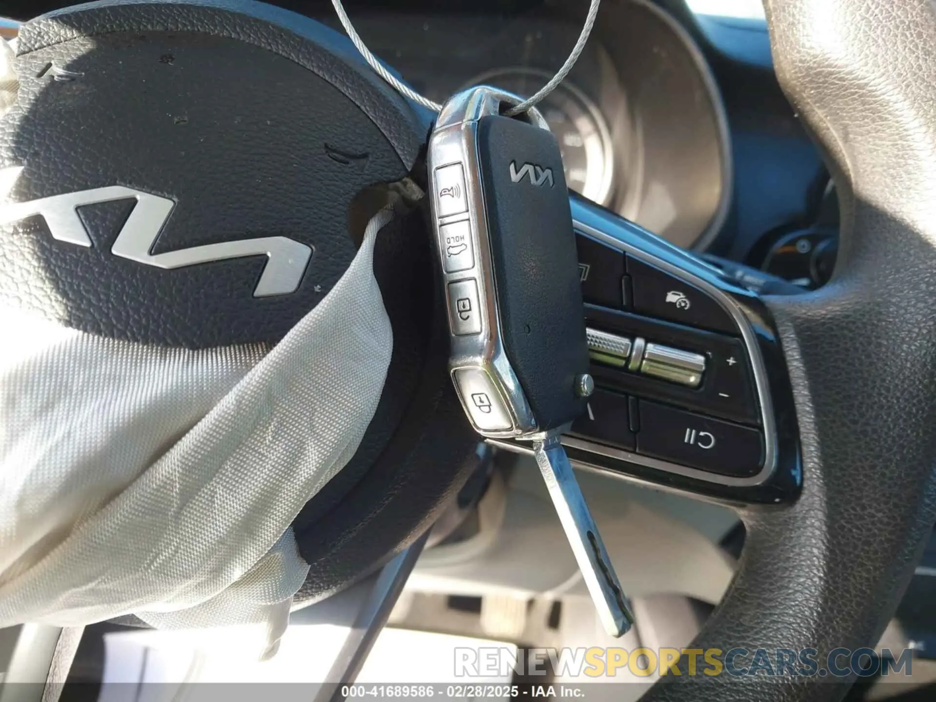 11 fotografías del automóvil dañado 3KPF24AD8PE679854 KIA FORTE 2023