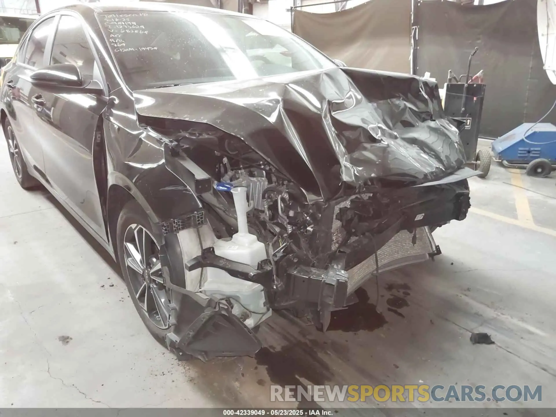 6 fotografías del automóvil dañado 3KPF24AD8PE682060 KIA FORTE 2023