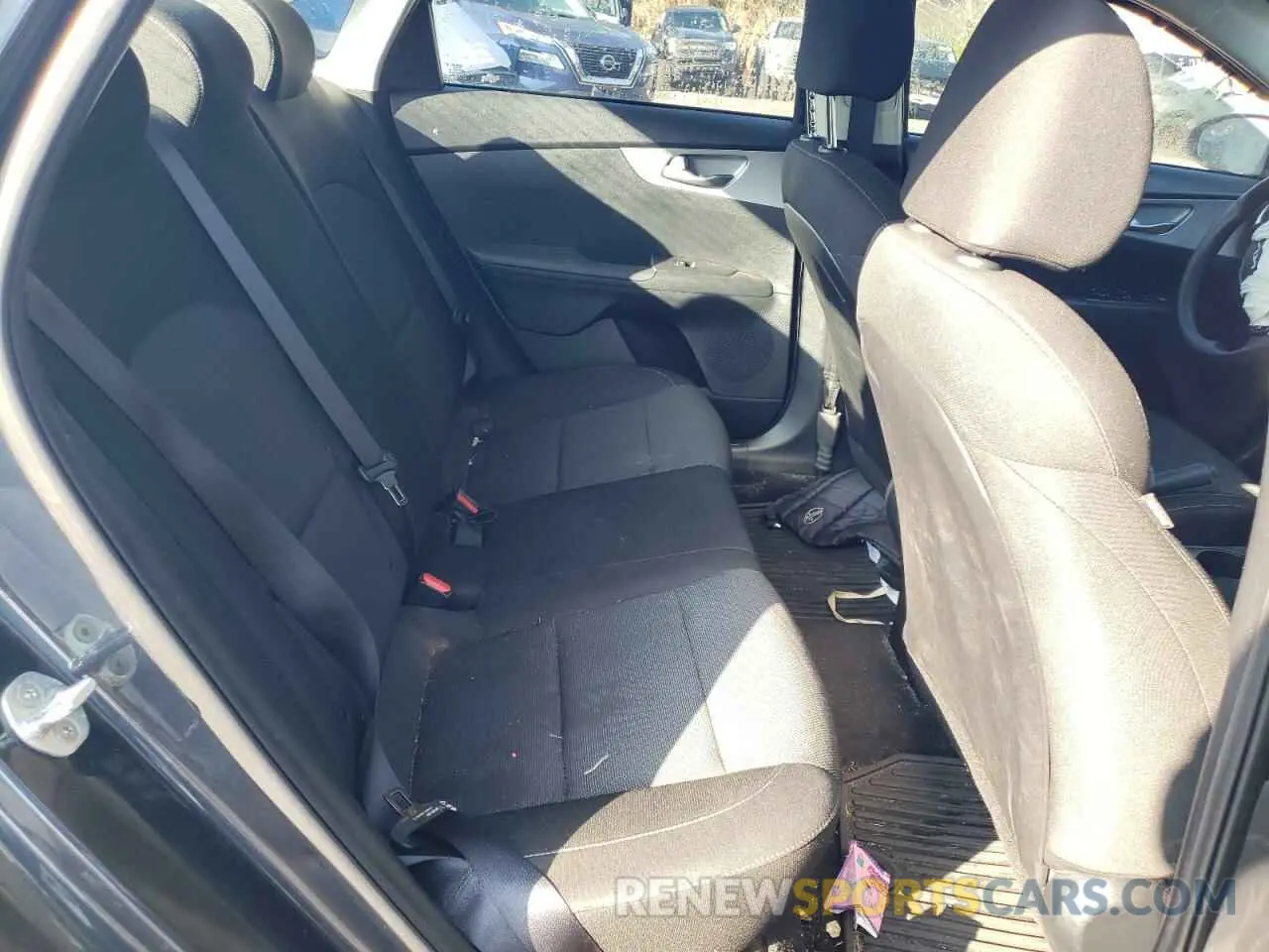 10 fotografías del automóvil dañado 3KPF24AD9PE536329 KIA FORTE 2023