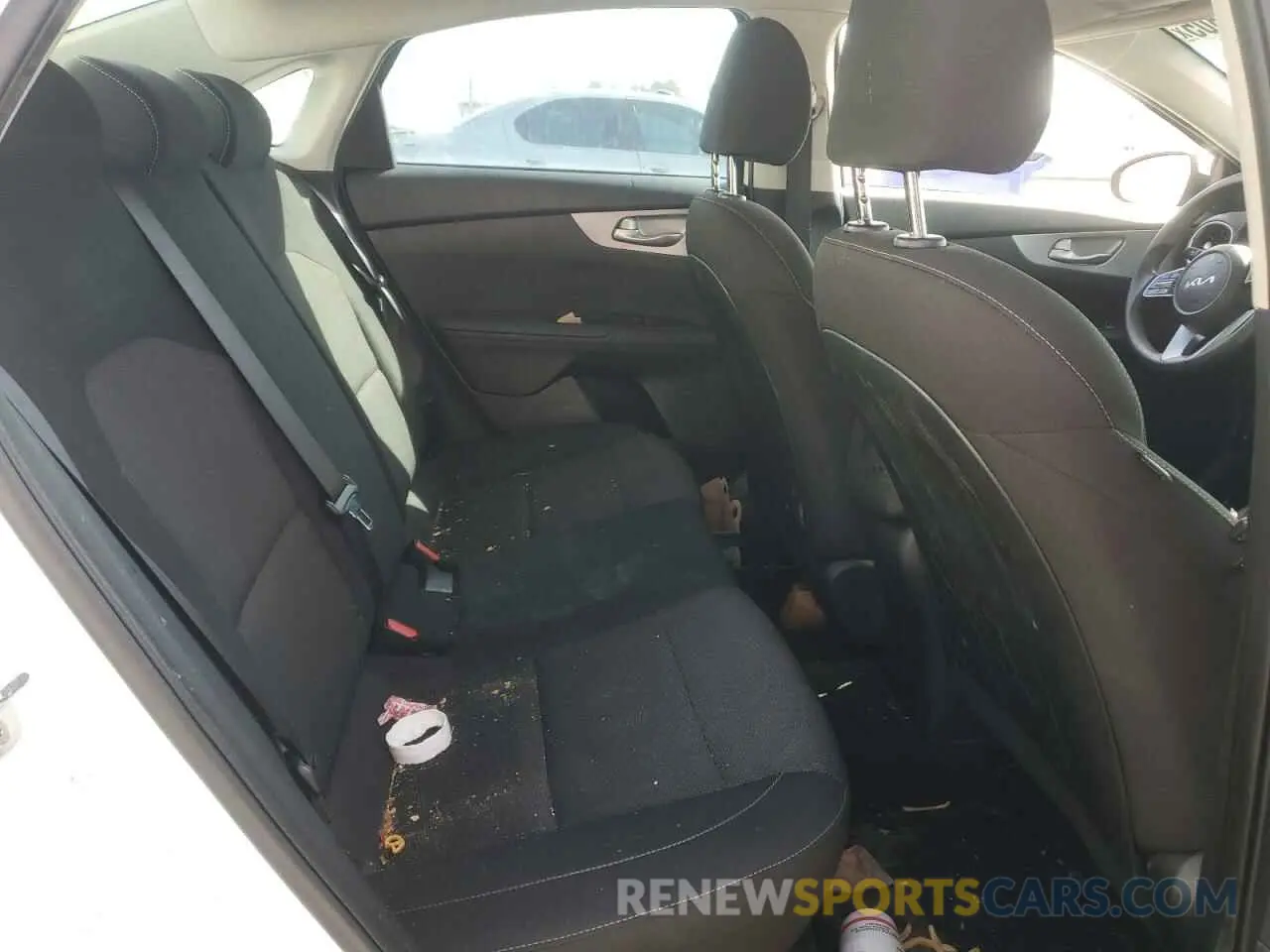 10 fotografías del automóvil dañado 3KPF24AD9PE545192 KIA FORTE 2023