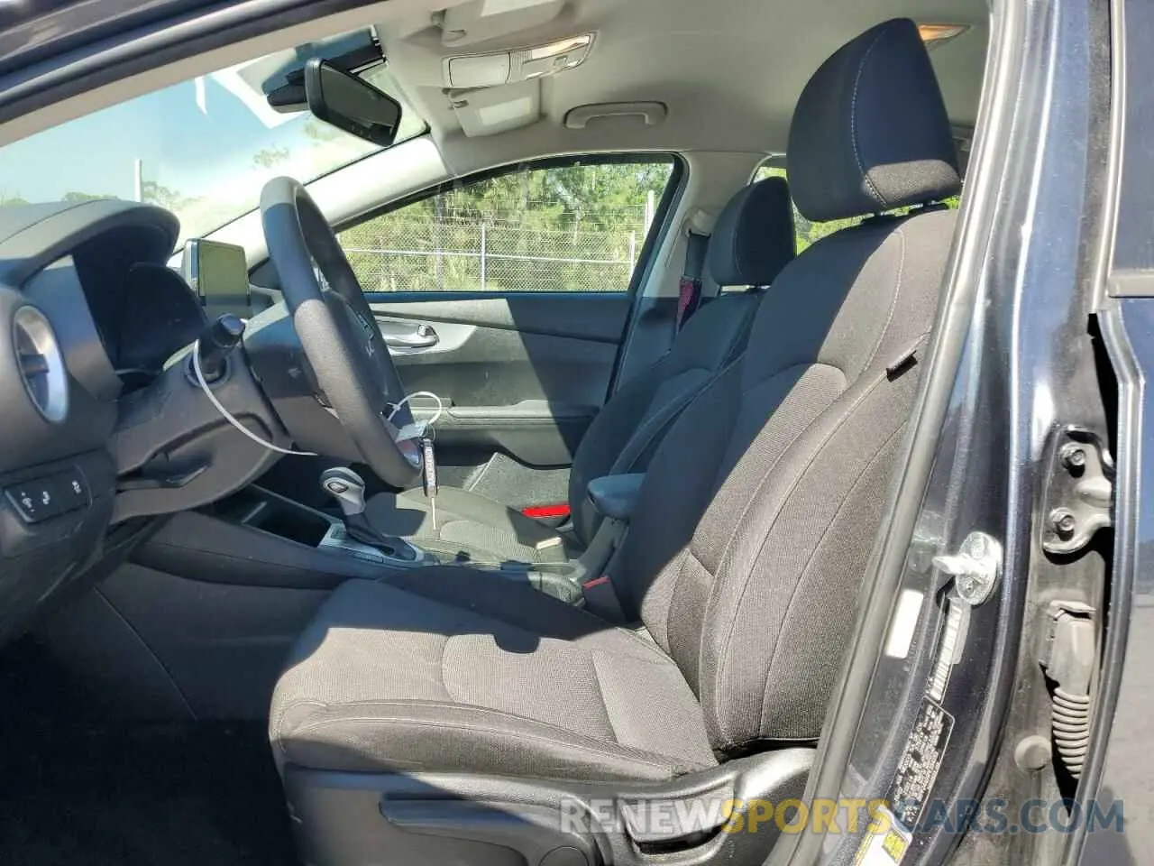 7 fotografías del automóvil dañado 3KPF24AD9PE554393 KIA FORTE 2023