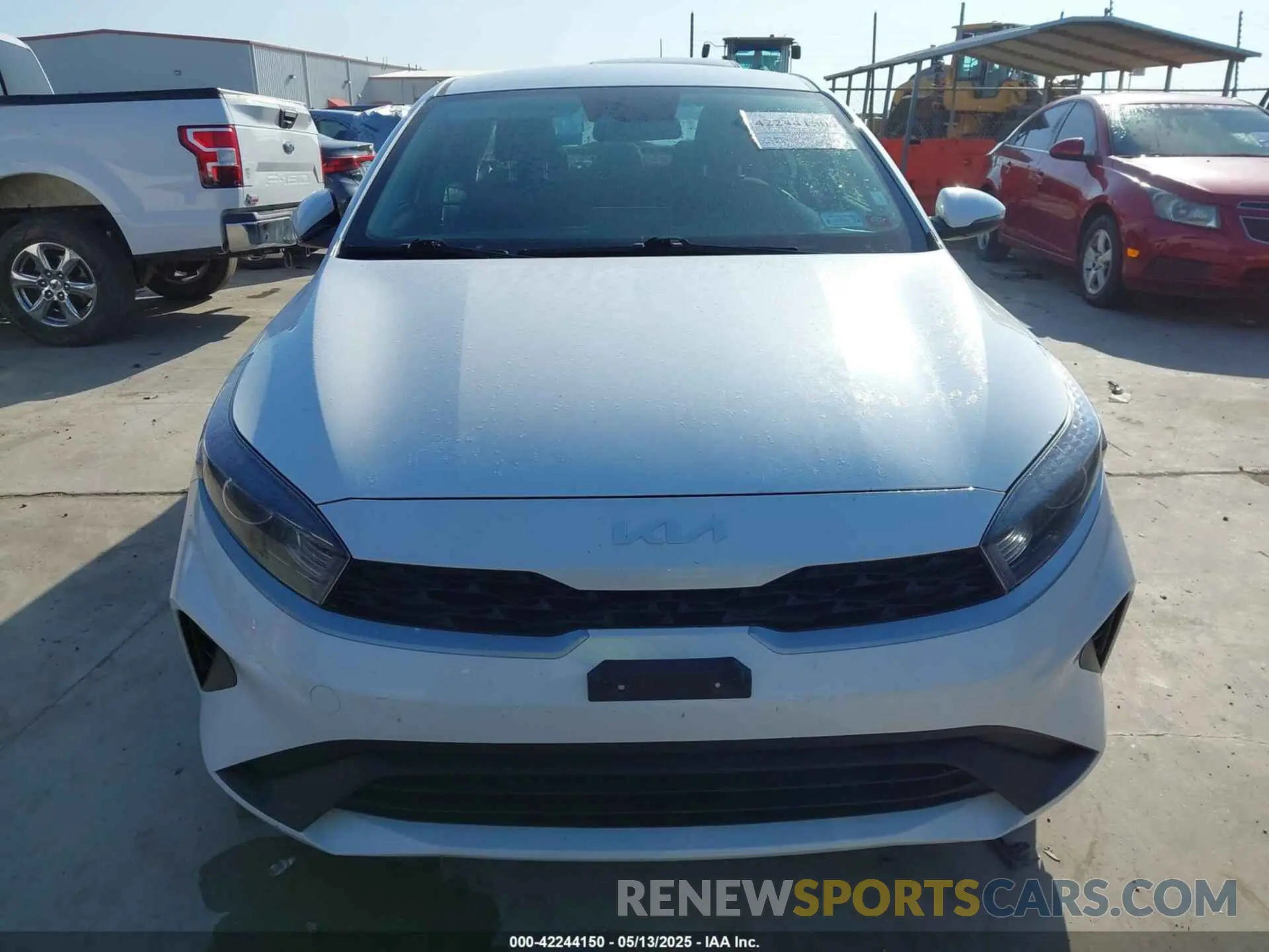 13 fotografías del automóvil dañado 3KPF24AD9PE559996 KIA FORTE 2023