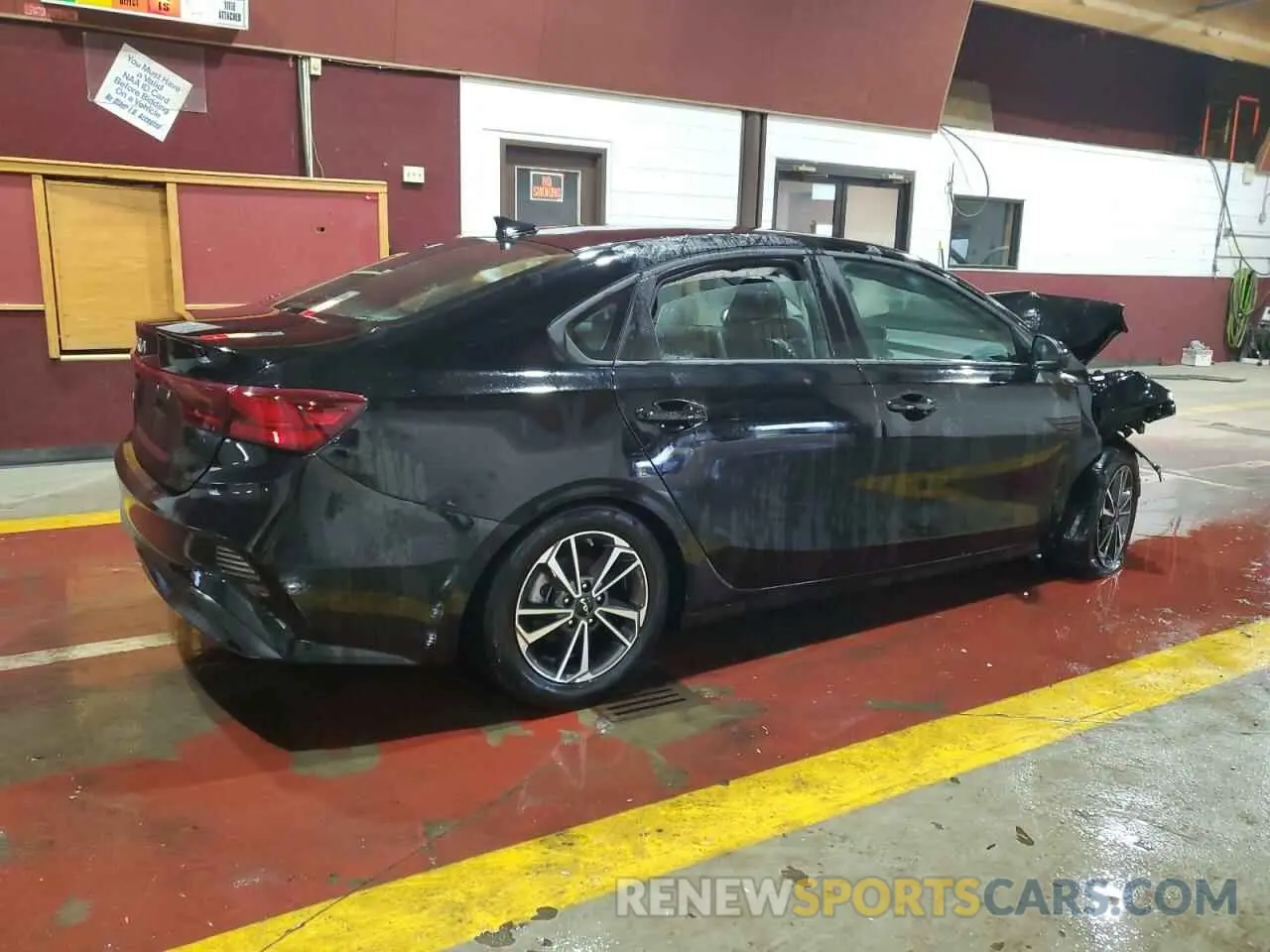 3 fotografías del automóvil dañado 3KPF24AD9PE586759 KIA FORTE 2023