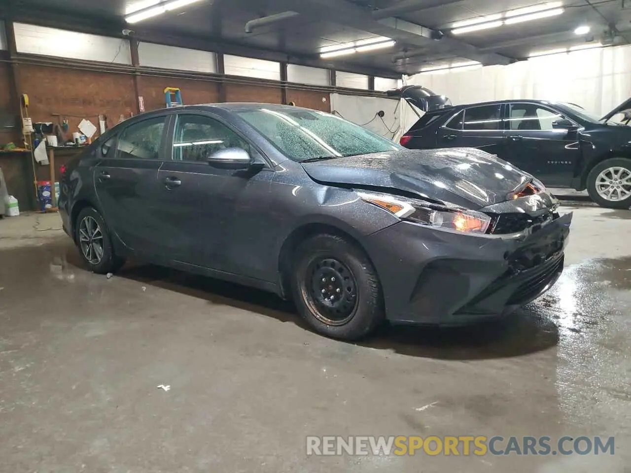 4 fotografías del automóvil dañado 3KPF24AD9PE606606 KIA FORTE 2023