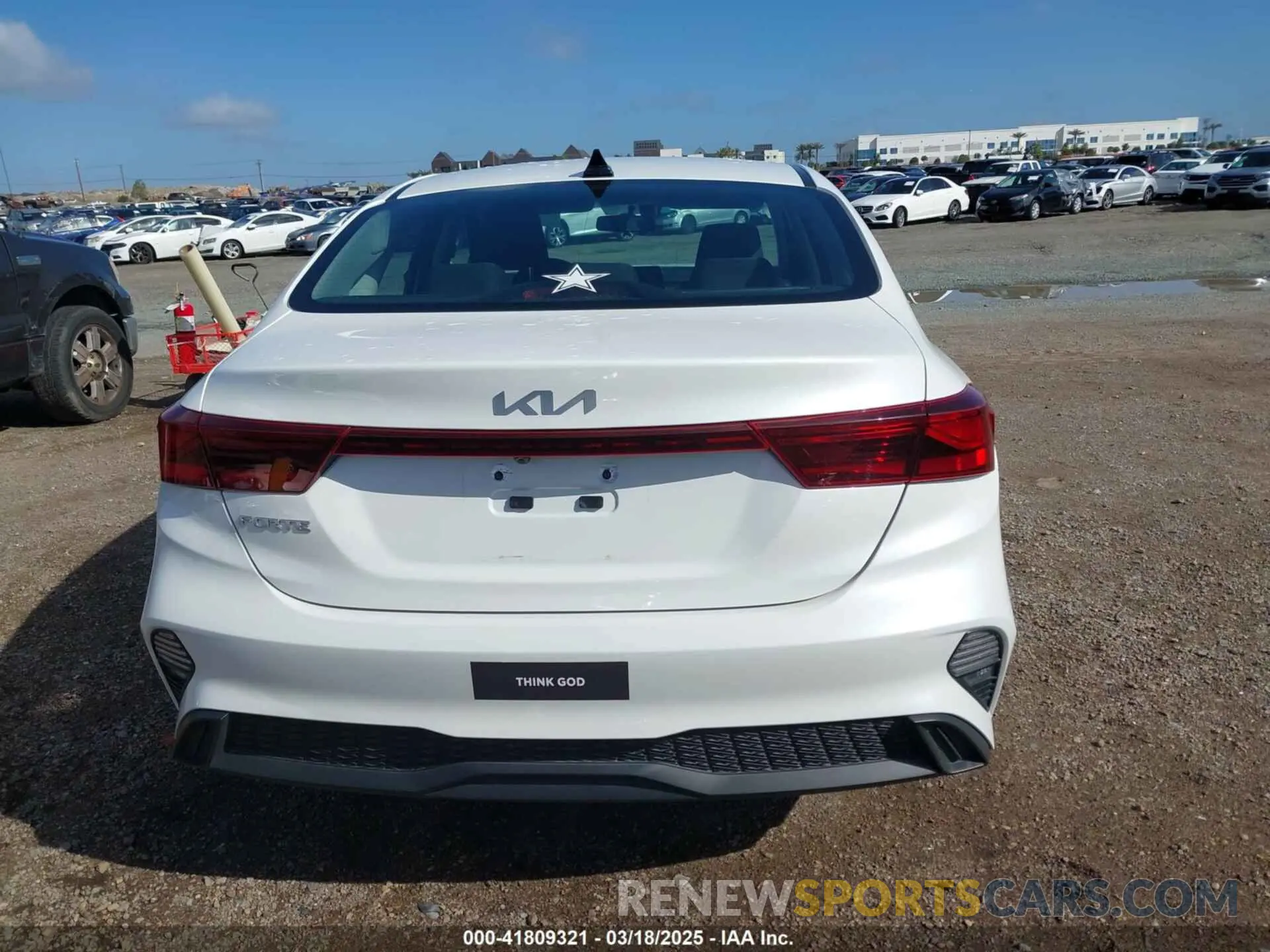 16 fotografías del automóvil dañado 3KPF24AD9PE618769 KIA FORTE 2023
