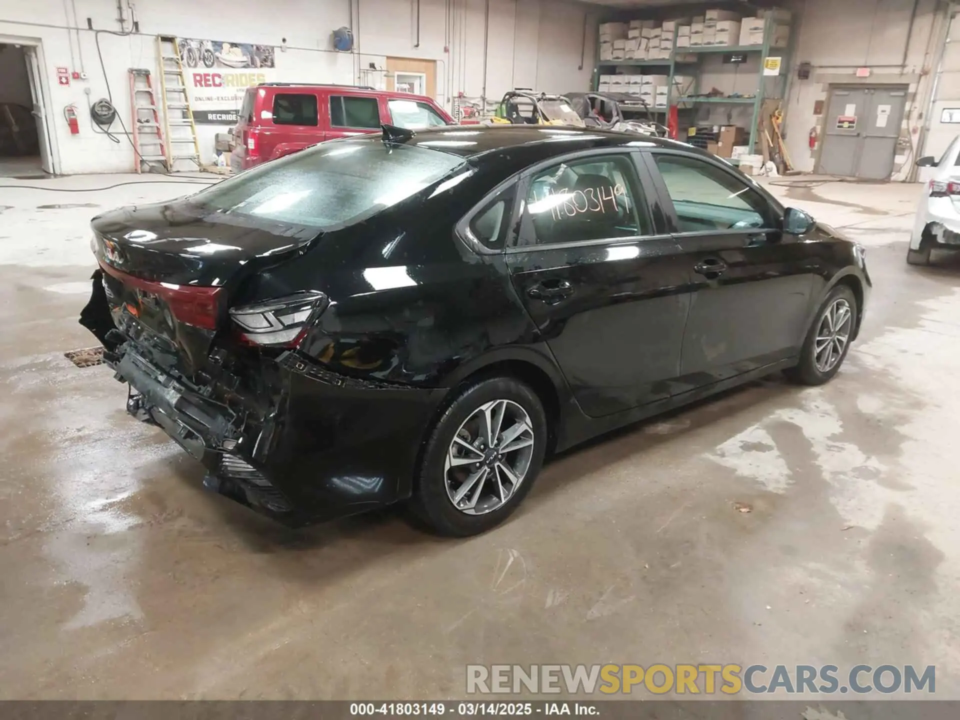 4 fotografías del automóvil dañado 3KPF24AD9PE692225 KIA FORTE 2023