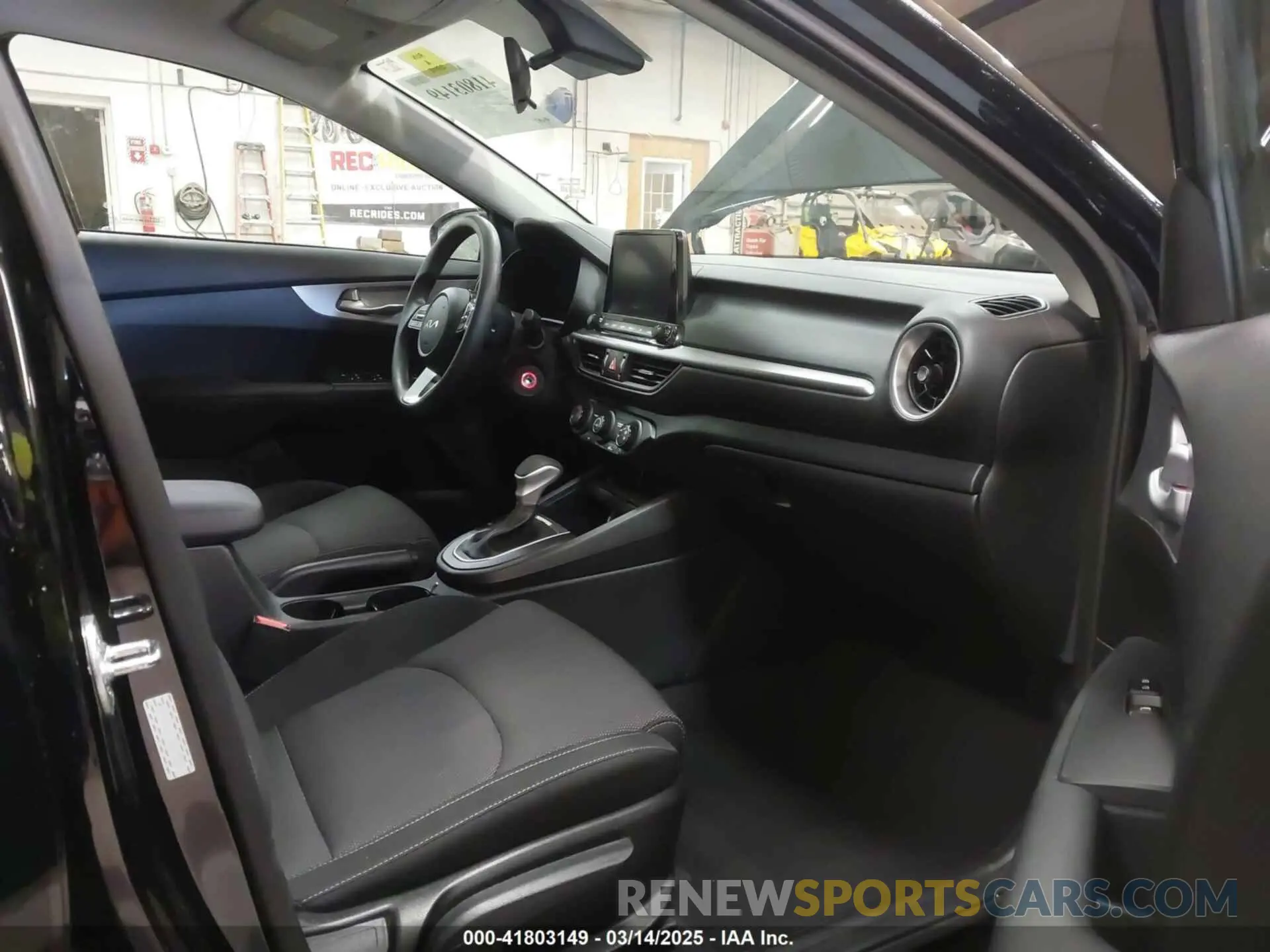 5 fotografías del automóvil dañado 3KPF24AD9PE692225 KIA FORTE 2023