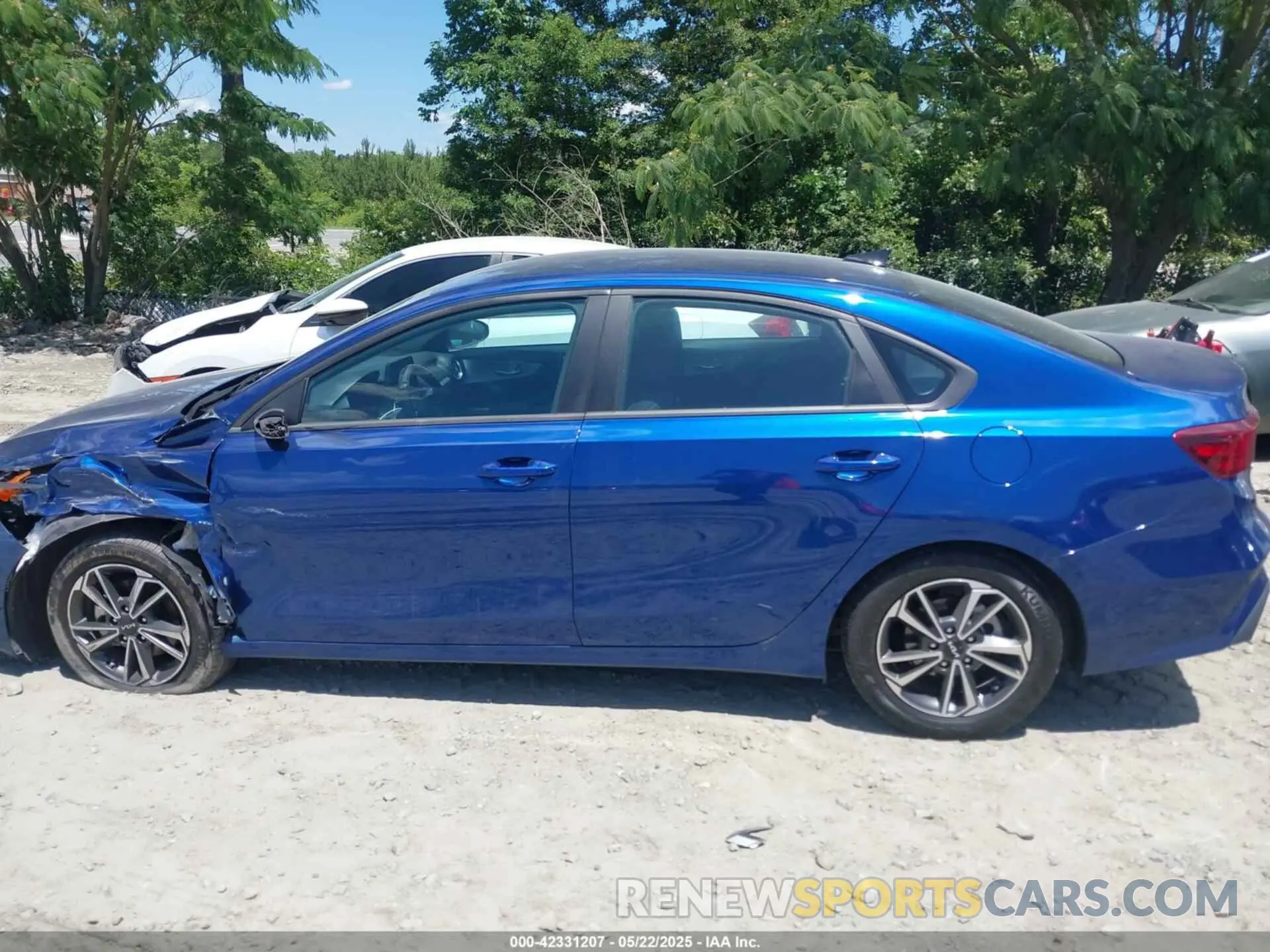 14 fotografías del automóvil dañado 3KPF24ADXPE510855 KIA FORTE 2023