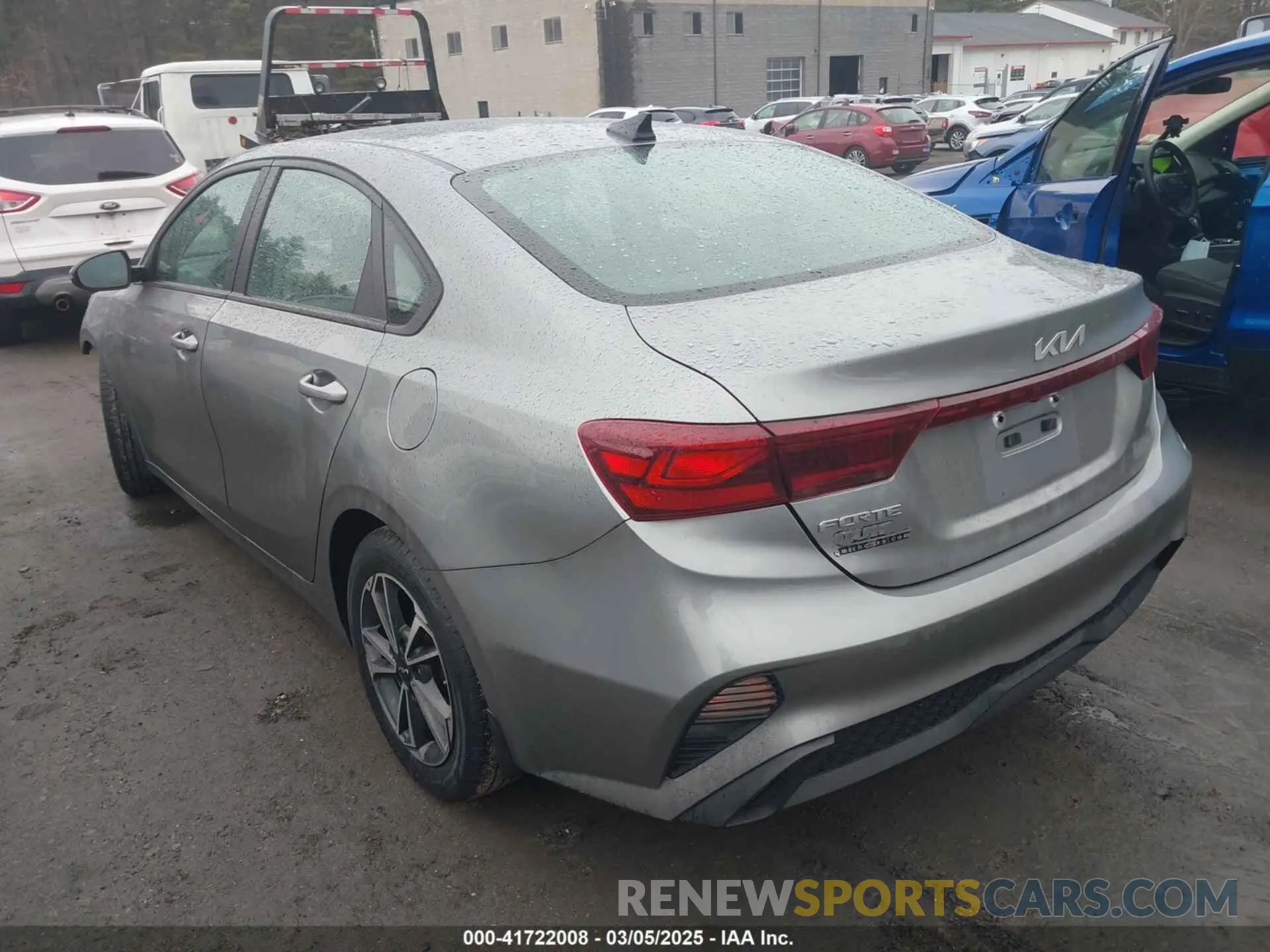 14 fotografías del automóvil dañado 3KPF24ADXPE544309 KIA FORTE 2023