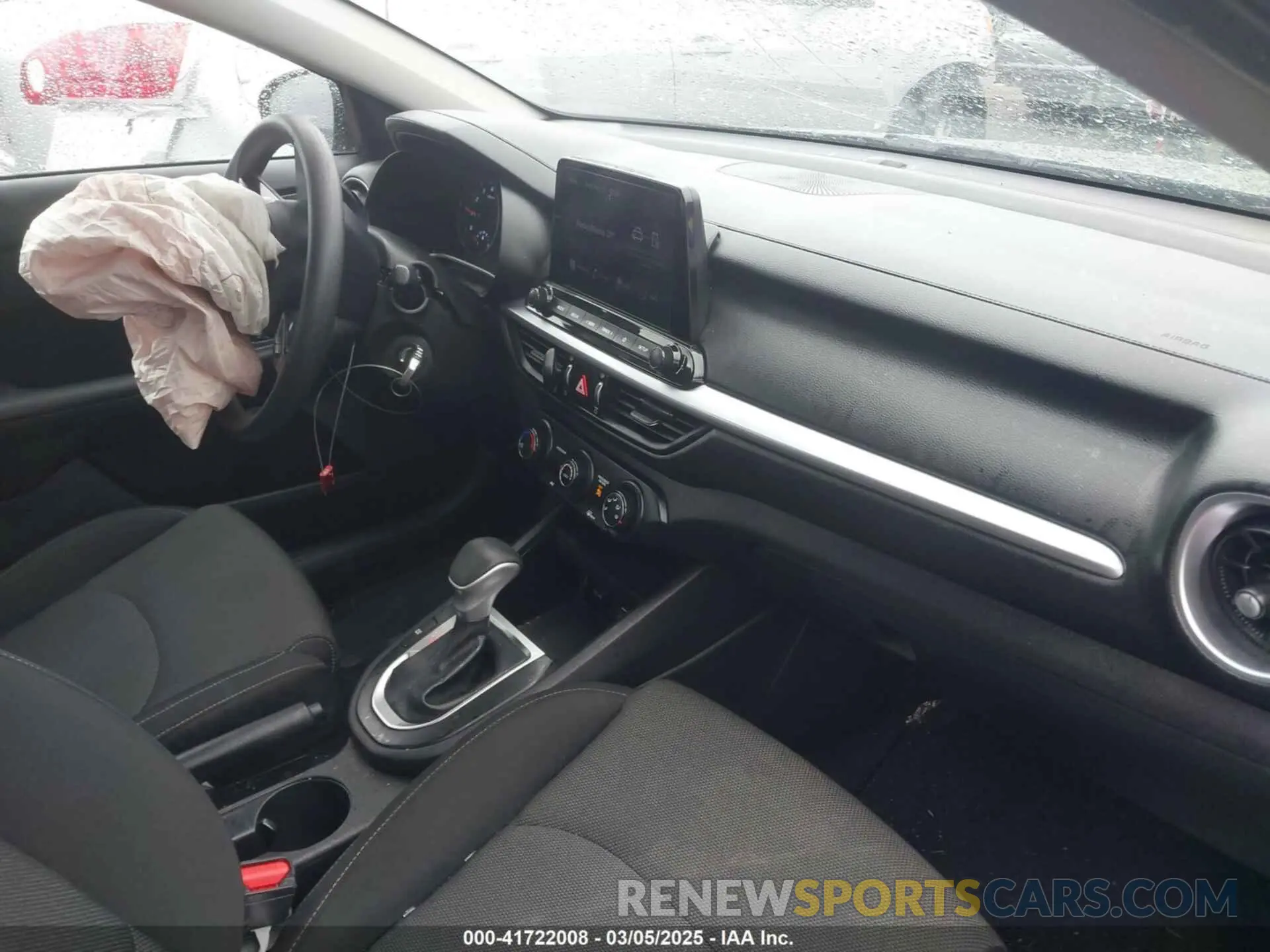 5 fotografías del automóvil dañado 3KPF24ADXPE544309 KIA FORTE 2023