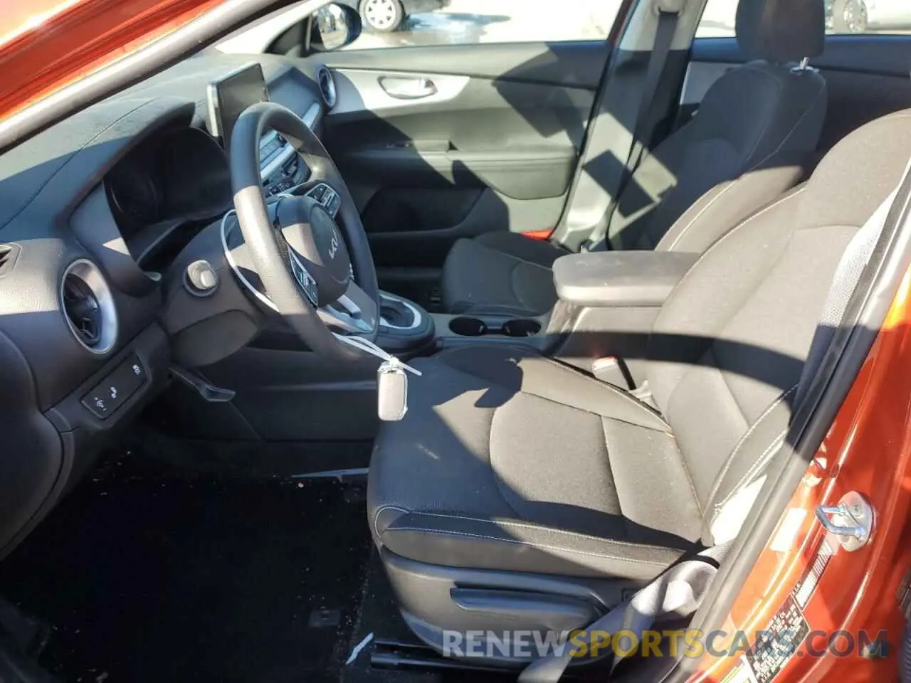 7 fotografías del automóvil dañado 3KPF24ADXPE571316 KIA FORTE 2023