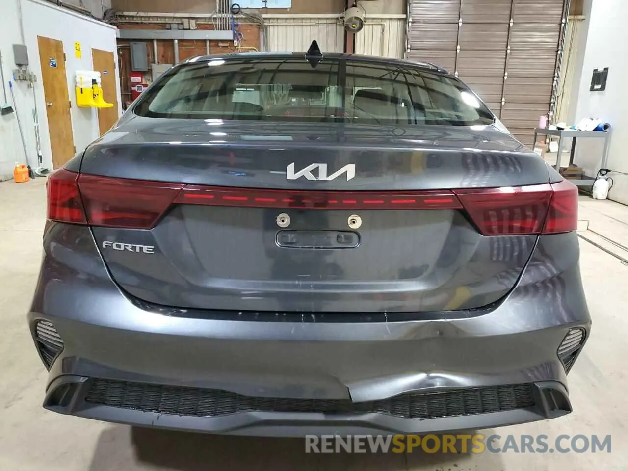 6 fotografías del automóvil dañado 3KPF24ADXPE573941 KIA FORTE 2023
