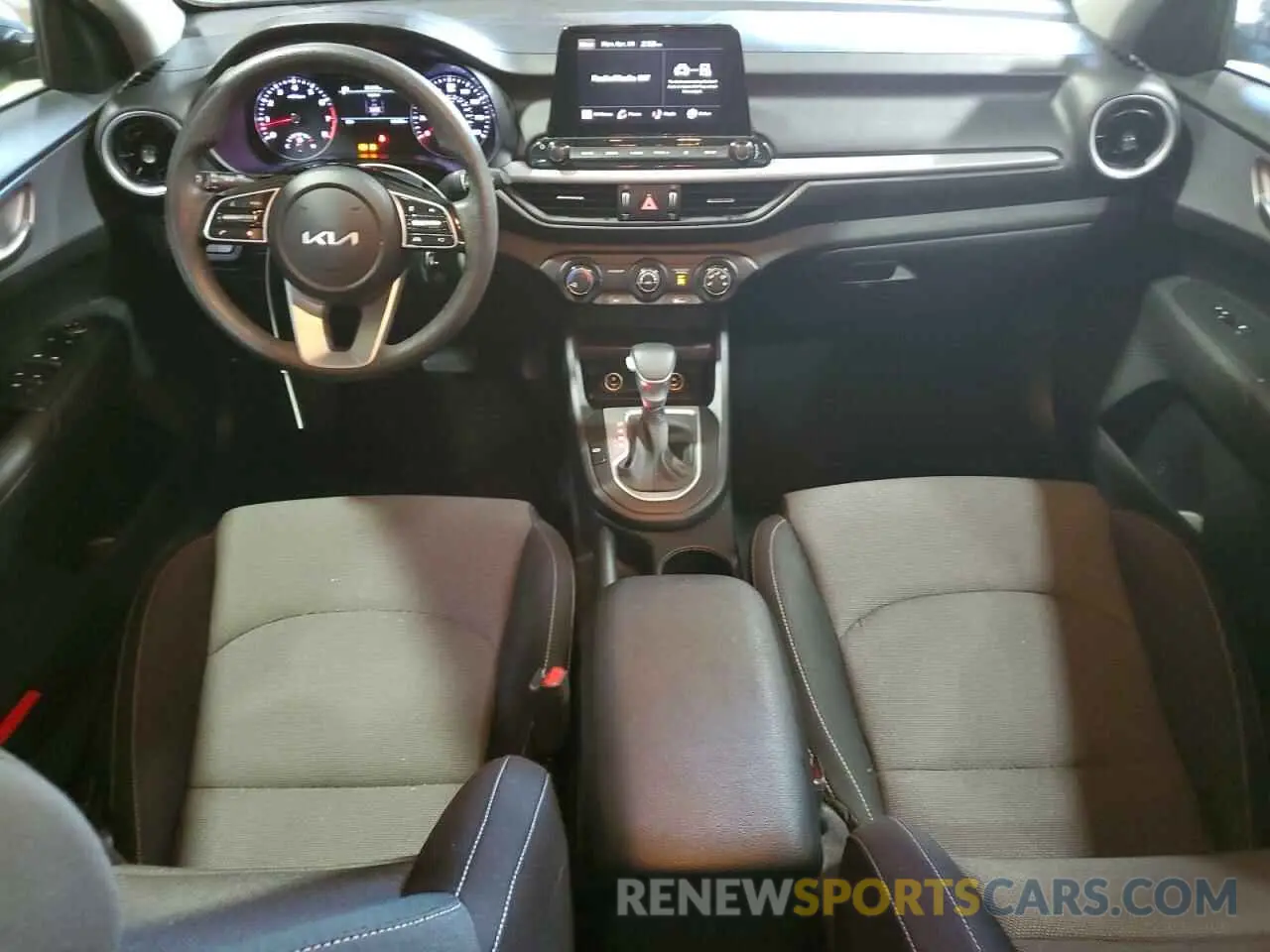 8 fotografías del automóvil dañado 3KPF24ADXPE573941 KIA FORTE 2023