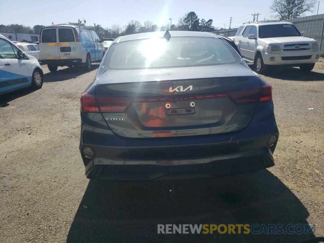 6 fotografías del automóvil dañado 3KPF24ADXPE648945 KIA FORTE 2023