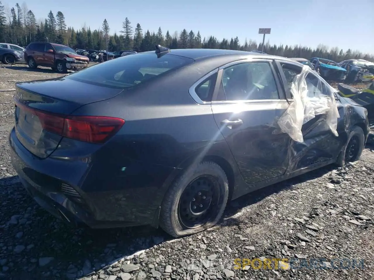 3 fotografías del automóvil dañado 3KPF34AD2PE696923 KIA FORTE 2023