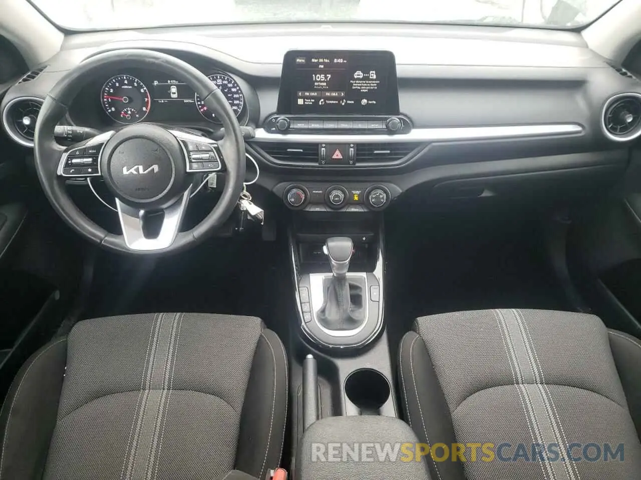 8 fotografías del automóvil dañado 3KPF34AD5PE627997 KIA FORTE 2023