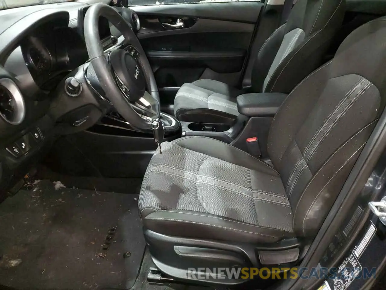 7 fotografías del automóvil dañado 3KPF34AD8PE706919 KIA FORTE 2023