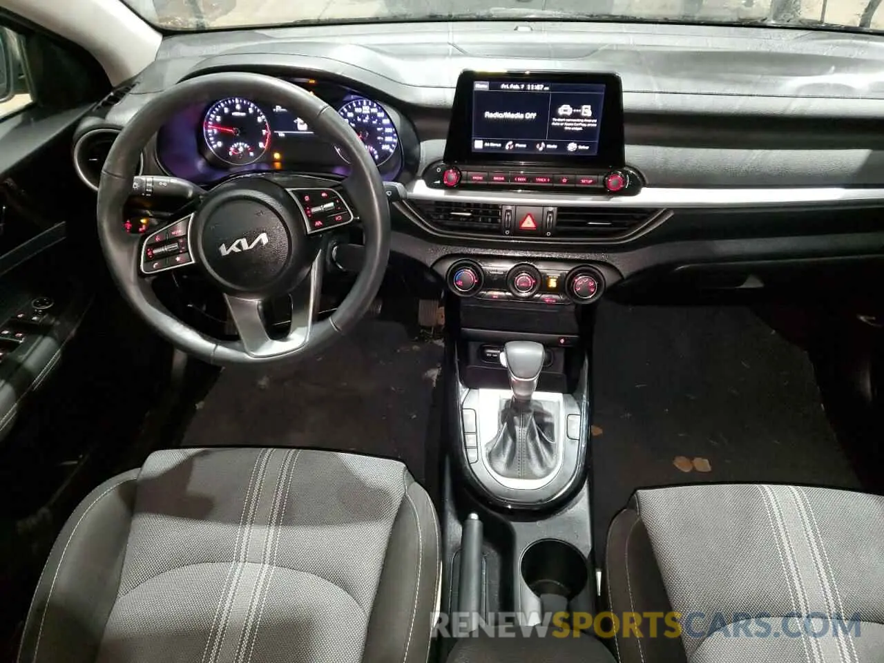 8 fotografías del automóvil dañado 3KPF34AD8PE706919 KIA FORTE 2023