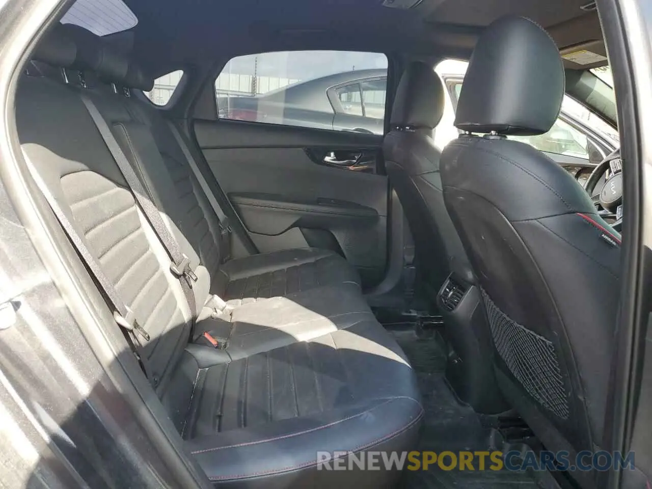 10 fotografías del automóvil dañado 3KPF44AC0PE620542 KIA FORTE 2023