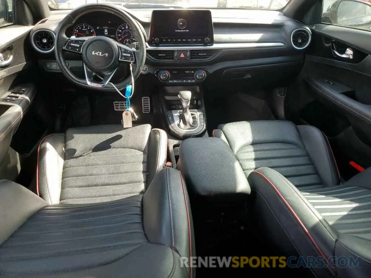 8 fotografías del automóvil dañado 3KPF44AC0PE620542 KIA FORTE 2023